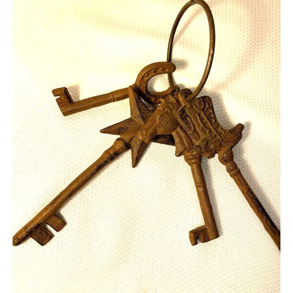 Four Western Key solid Cast Iron features a horse, horseshoe, boot and star - Picture 2 of 8